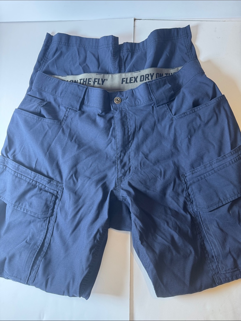 Duluth Trading Co Navy Cargo pants